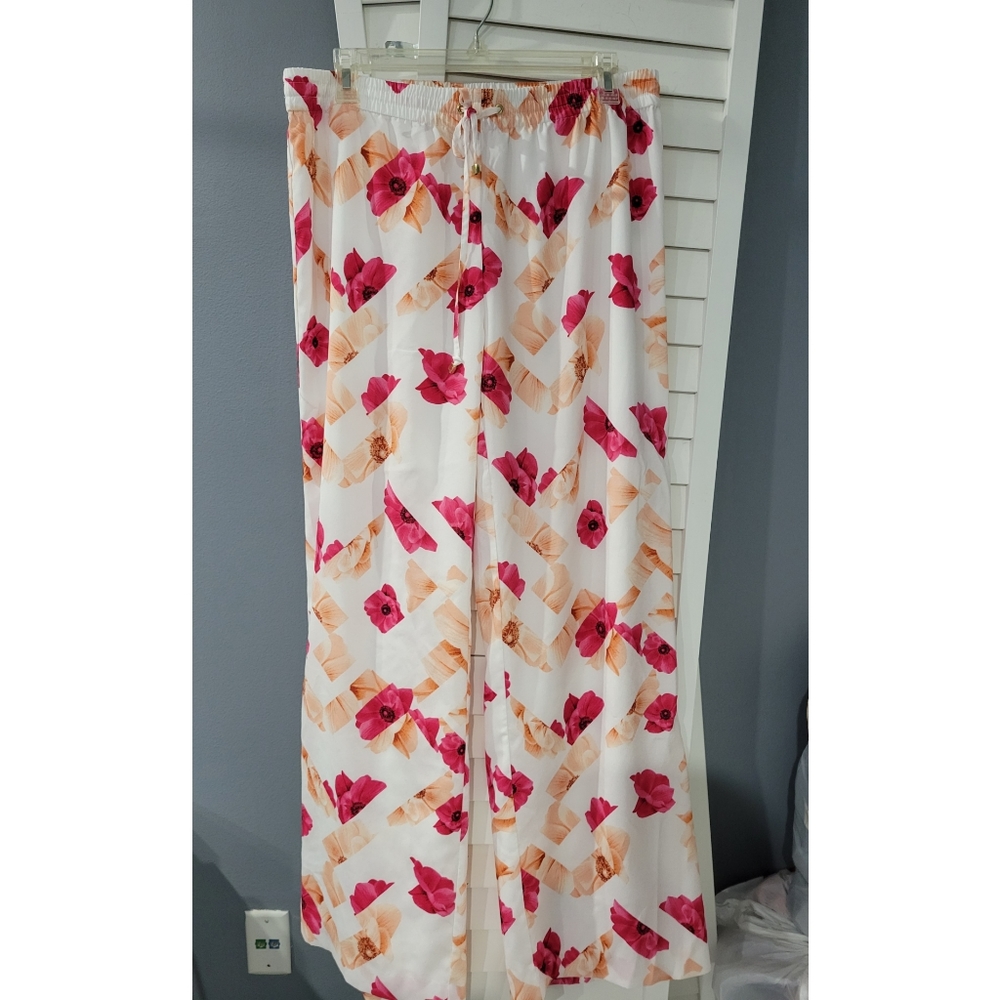 Calvin Klein Floral dress pants